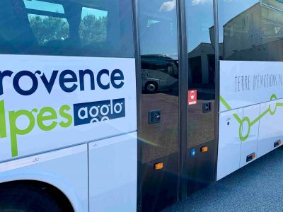 Irisbus-Recreo-semi-covering-Provence-Alpes-Agglo-Agence-2219-4